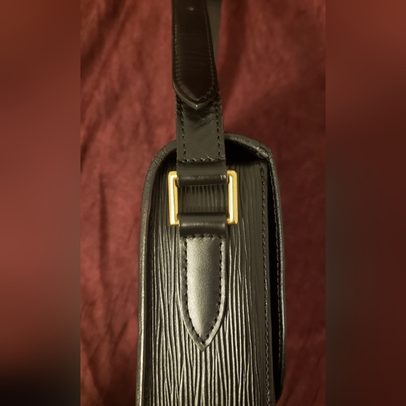 Authentic Louis Vuitton epi leather saddle bag black - Picture 6 of 14